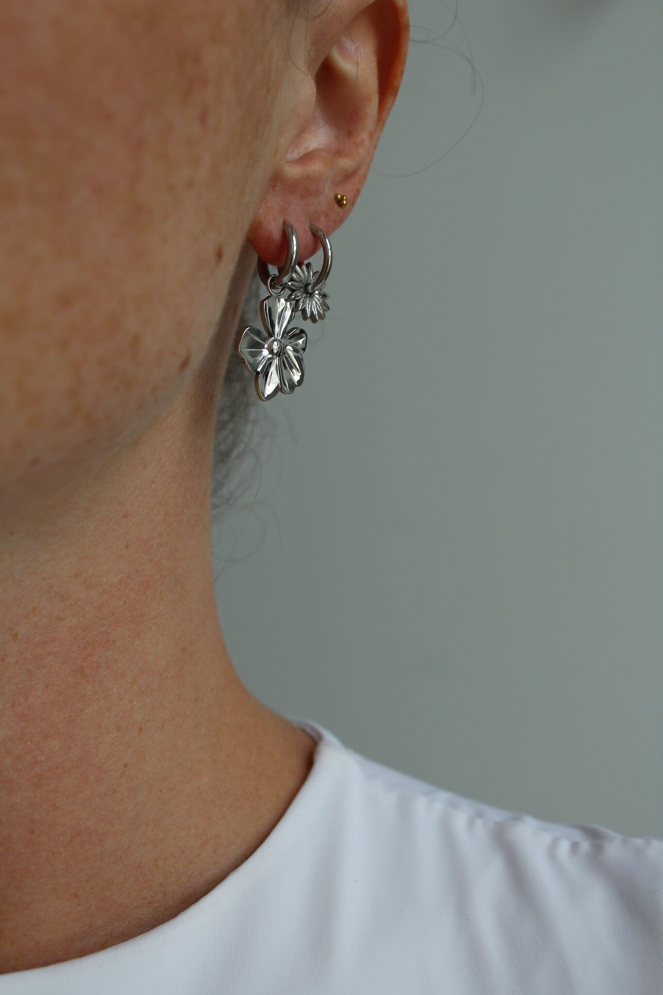 Petite Puck - Earrings - Stainless Steel